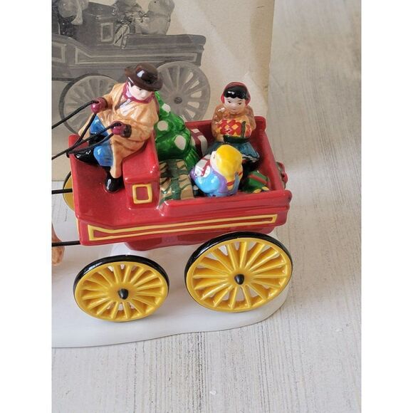 Dept 56 Hitch-up the background 54930 snow village accessory Xmas - Picture 2 of 6